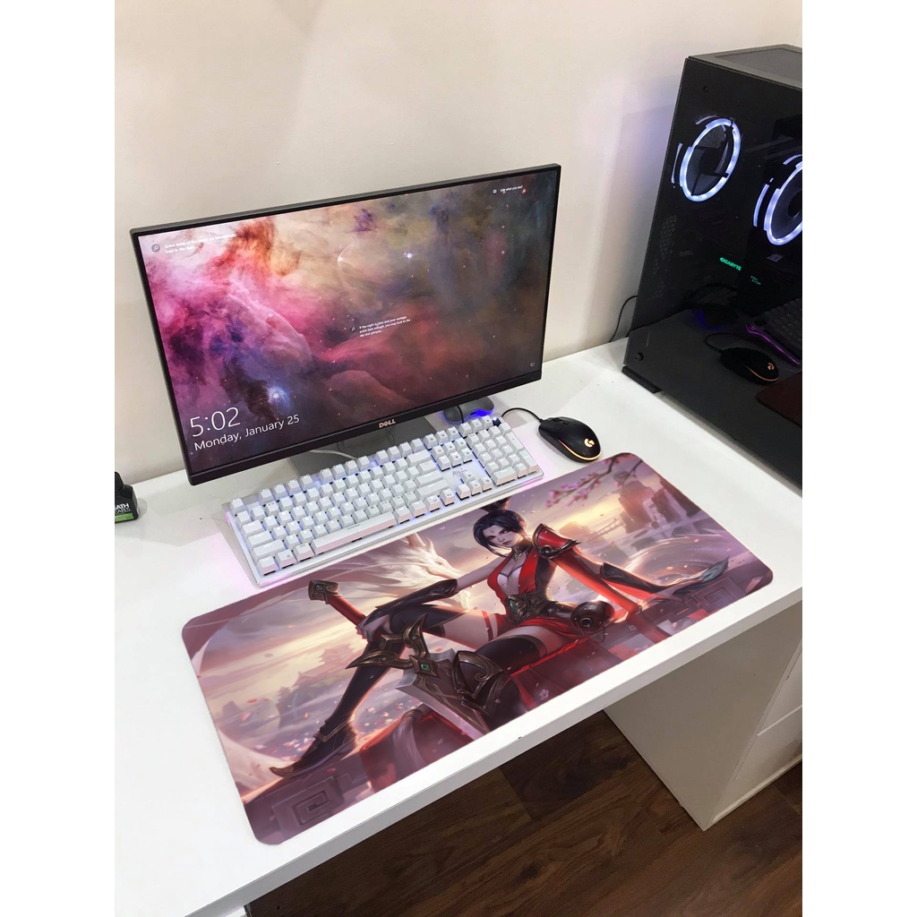 Lót chuột trang phục Riven Liên minh huyền thoại cực nét (Hàng cao cấp)