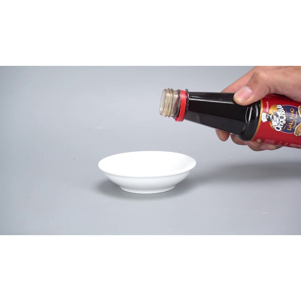 Dầu hào Ông Chà Và 200gram ( Oyster Sauce) - vị ngon ngọt, đậm đà, làm tăng hương vị tạo màu sắc bắt mắt cho món xào, nư