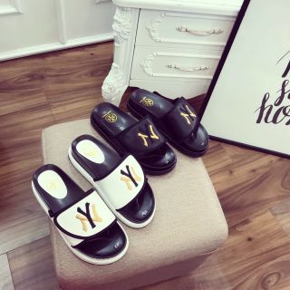 DÉP BÁNH MÌ NY CỰC CHẤT 😍😍😍