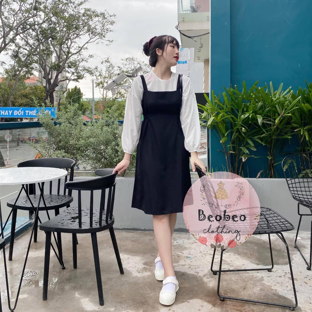 Set áo voan tay bo phồng kèm đầm yếm đen thắt nơ vintage