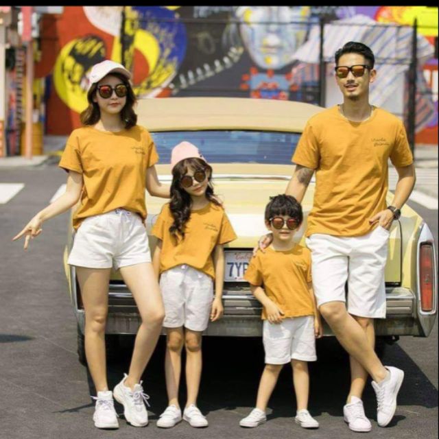 4 Áo thun gia đình ( bố,me, 2 con )
