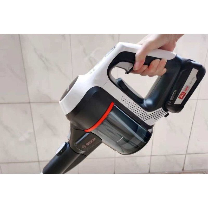 Máy hút bụi cầm tay không dây Bosch Vacuum 12