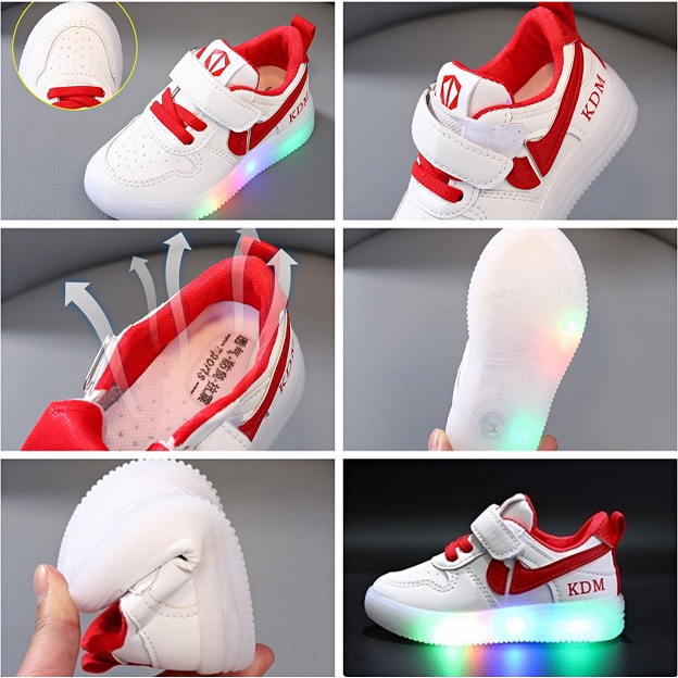SUGE Giày Sneaker Đế Mềm Chống Trượt Thoáng Khí Có Đèn LED Cho Bé