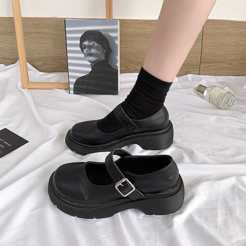 GIÀY BỐT NỮ MÓC CÀI KIỂU DÁNG THỜI TRANG TRẺ TRUNG CÁ TÍNH | BigBuy360 - bigbuy360.vn