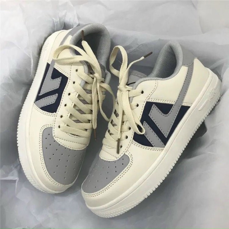 (2mẫu)giày nữ sneaker thiếu kế mới 2022 from dáng af1 rất hót