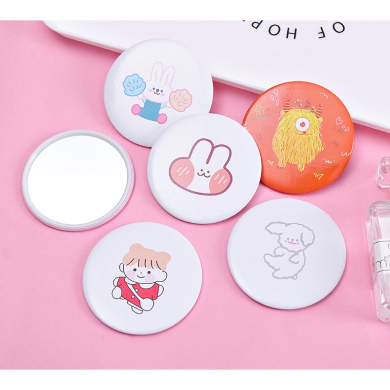 Gương Trang điểm Bỏ túi Mini siêu tiện lợi, gương cầm tay dùng cho make up dễ thương mẫu ngẫu nhiên Layla Corner