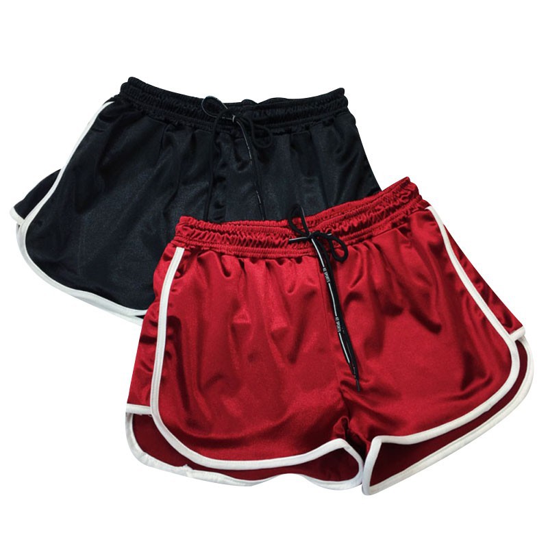 Quần ngắn thể thao thiết kế ống rộng độc đáo cho phái nữ