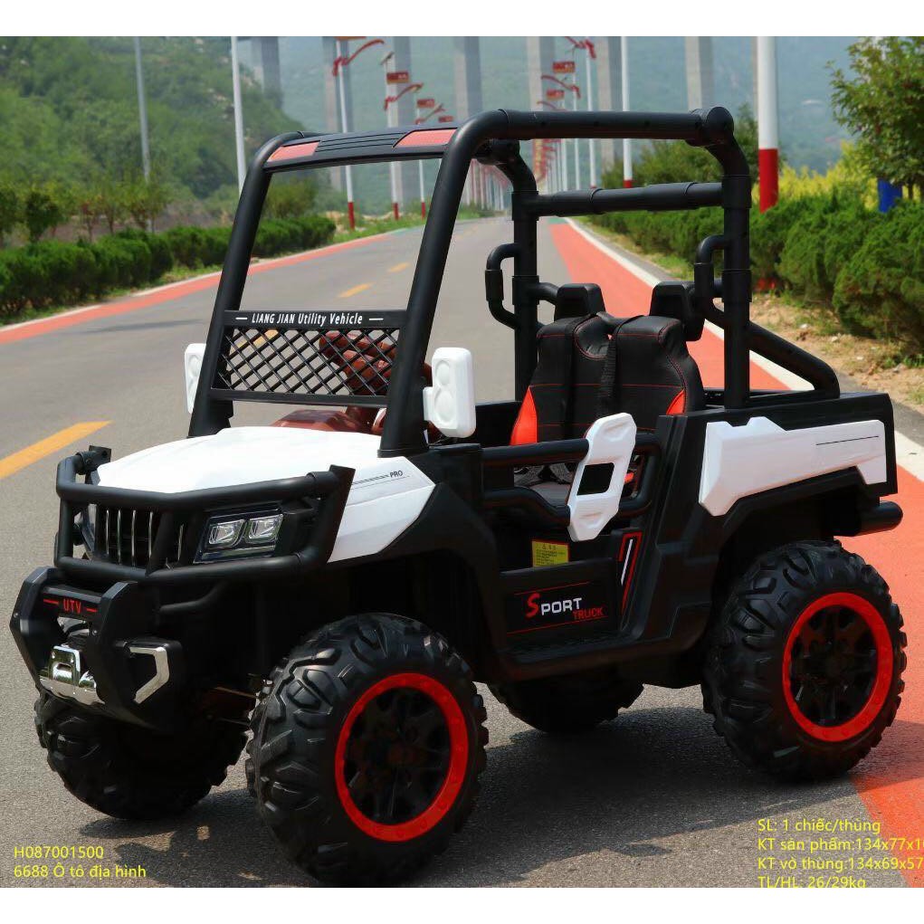 Ô tô xe điện đồ chơi KP-6688 siêu địa hình cho bé 2 chỗ 4 động cơ (Đỏ-Xanh-Trắng-Cam)