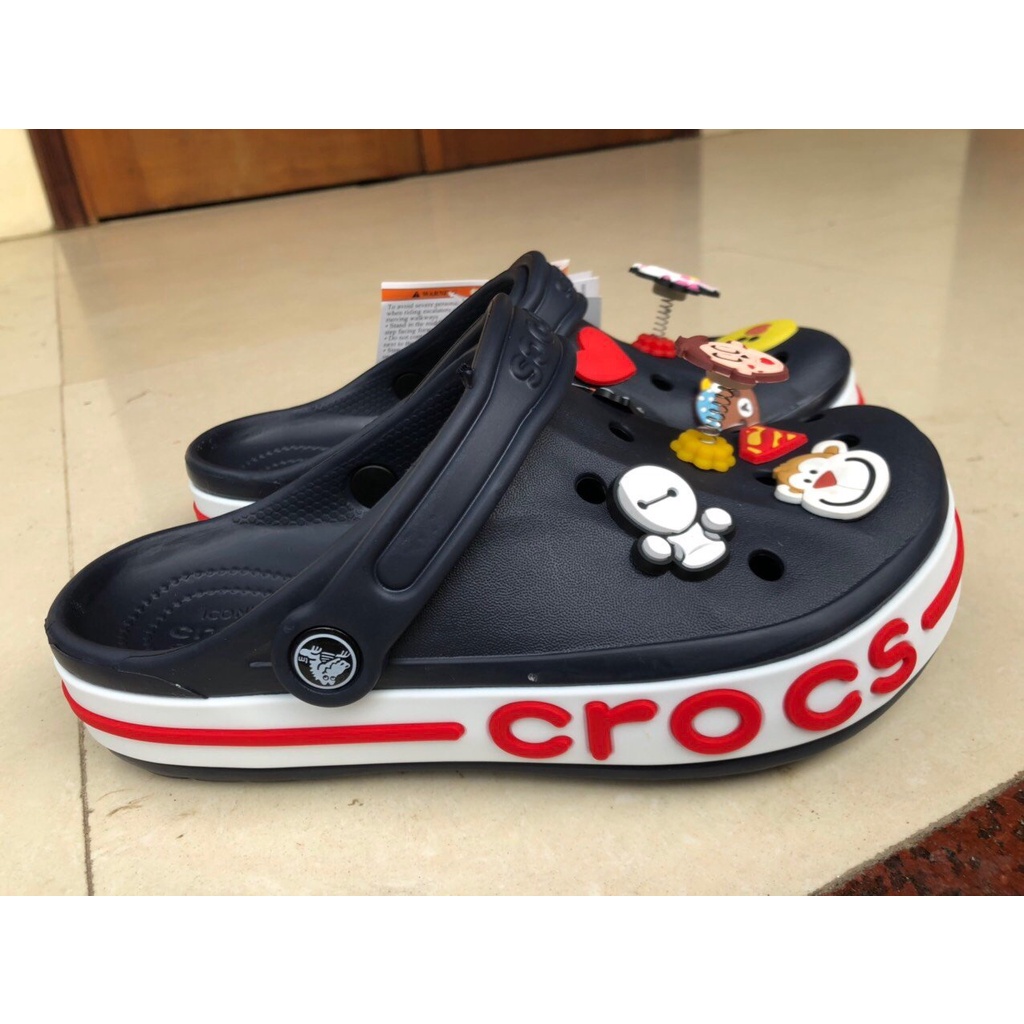 Giàydép Cross đế bánh mì baya màu tím than viền chữ đỏ tặng thêm 12 sticker cross