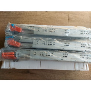 Rây âm giảm chấn mở toàn phần 500, 350, 300 kèm tay khóa