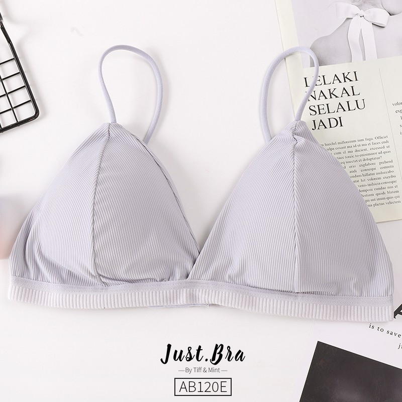 Áo ngực Just Bra basic cài sau AB120E