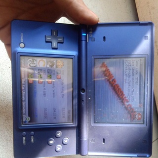 Máy chơi game Nintendo DSi