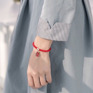 Vòng tay mèo may mắn