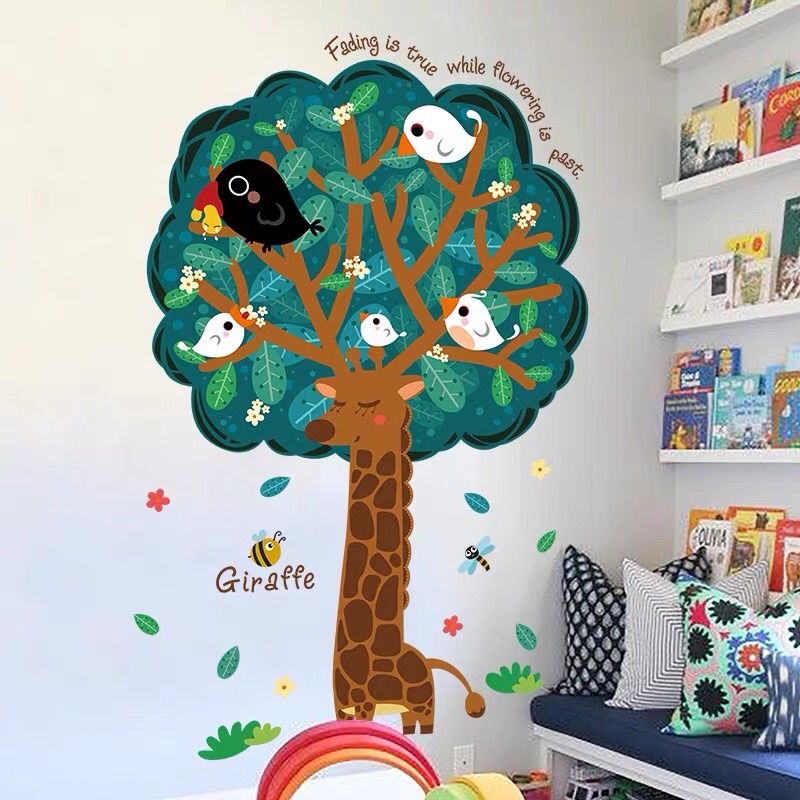Decal dán tường cây xanh hươu cao cổ