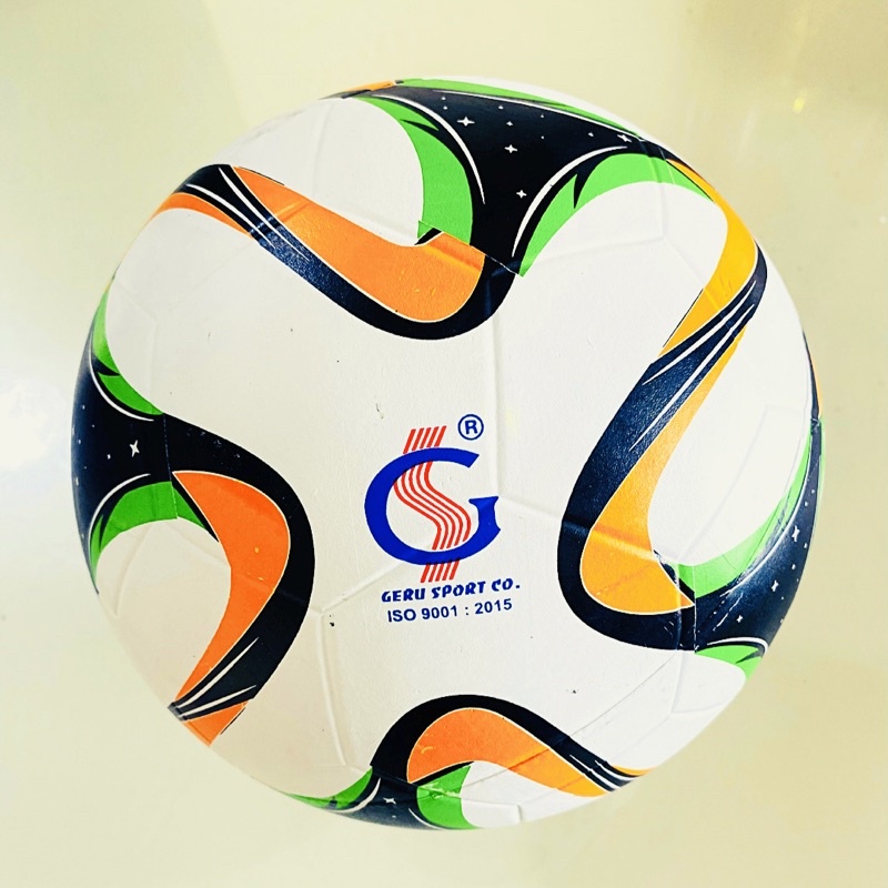Bóng Đá Cao Su Đúc GeruSport số 5 + Bóng côngTy Chính Hãng 100% ⚽️ Tặng kèm kim bơm , Túi lưới đựng bóng .