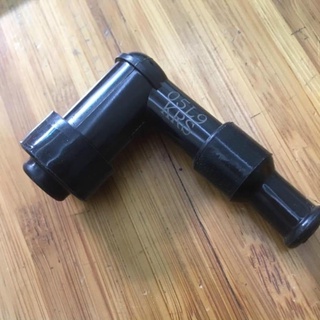 Tẩu Bugi KRS HONDA Nắp cao su chắc chắn bảo vệ cực tốt cho Bugi khi rửa xe, trời mưa ẩm Chính Hãng Honda