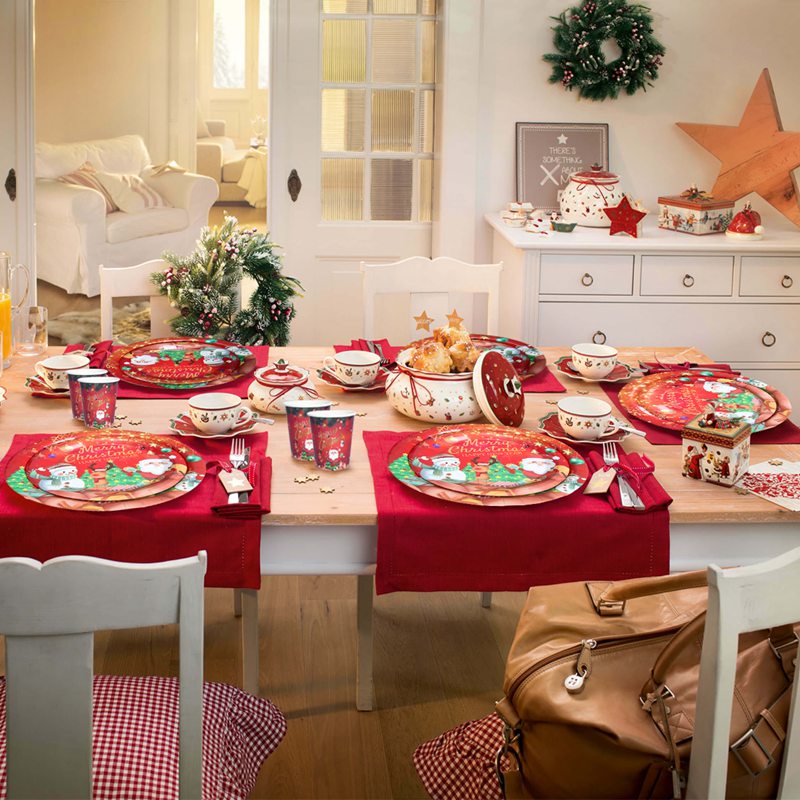 Bộ Cốc Đĩa Dùng Một Lần In Hình Ông Già Noel Màu Đỏ Đen Cổ Điển Dùng Trang Trí Bàn Ăn Dịp Giáng Sinh 2023