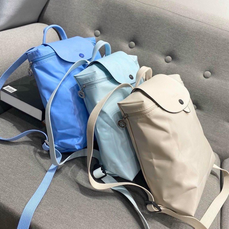 Balo vải dù nhẹ tênh