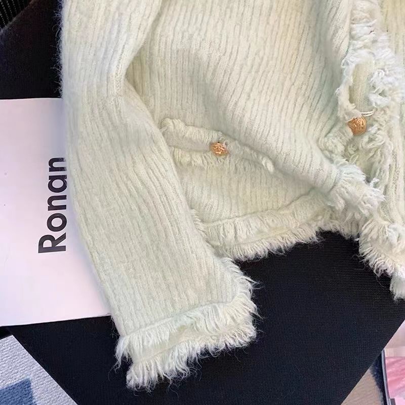 Áo Khoác Cardigan Dệt Kim Cổ Chữ V Dáng Ngắn Mềm Mại Thời Trang Mùa Thu 2022 Cho Nữ