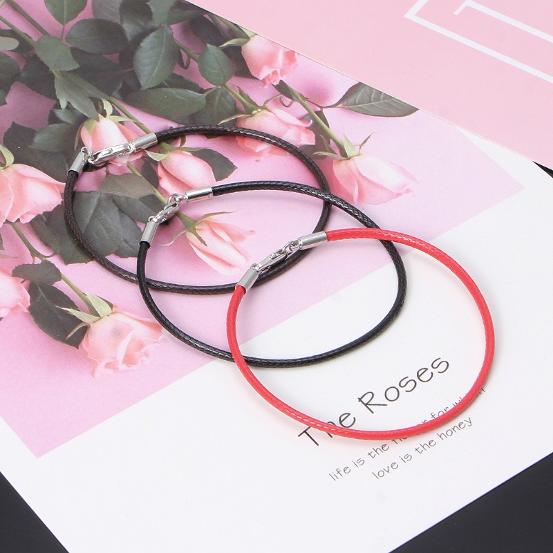 Vòng tay có khóa càng tôm thiết kế đơn giản thời trang