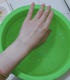 TẮM TRẮNG LÊNI