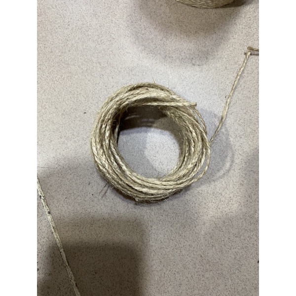 Dây đay dây gai dây cói trang trí ( 20met1 ly và  10 mét 2 ly )