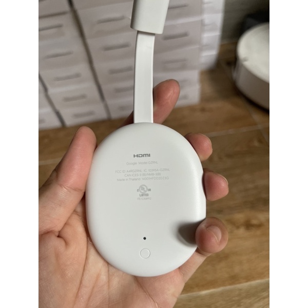 Google Chromecast with Google TV 2022 , chất lượng 4K HDR, ra lệnh Tiếng Việt