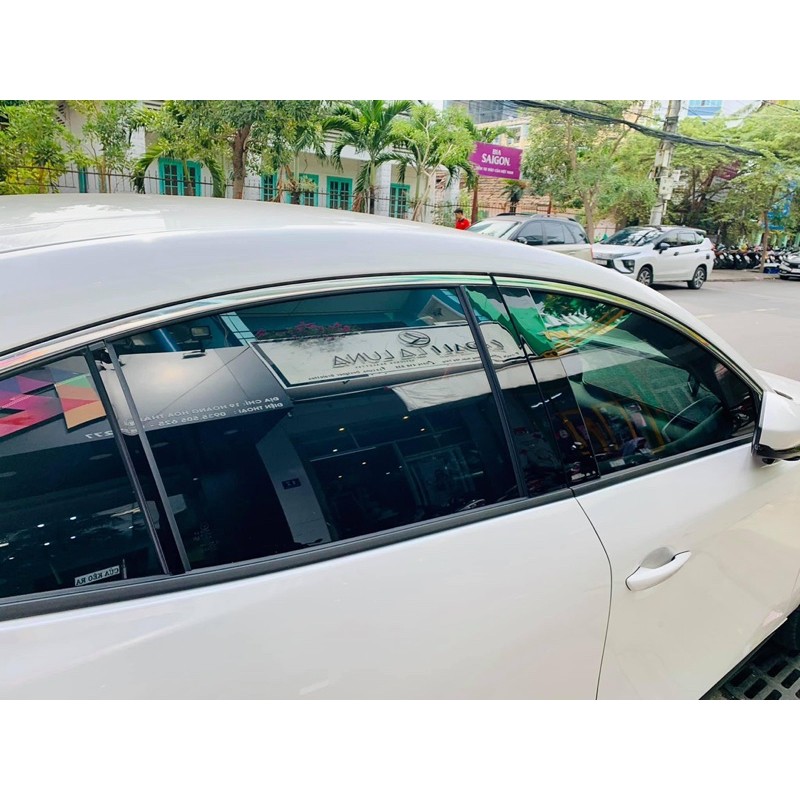 Dán trụ b bóng Mazda 3 2020, Civic 2018