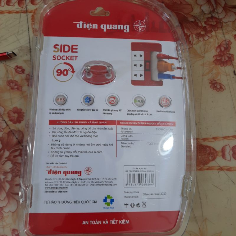 Ổ CHIA 1 RA 6 ĐIỆN QUANG  ( Có công tắc - 2500w )