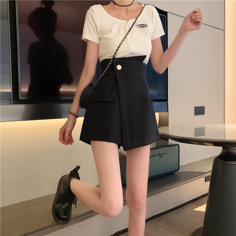 Quần Short Chữ A Lưng Cao Màu Đen Cho Nữ