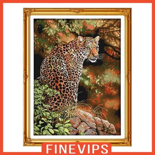 Bộ tranh thêu chữ thập hình con báo độc đáo