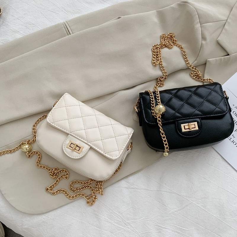 Túi Xách Mini Phối Dây Xích Thời Trang Mùa Hè