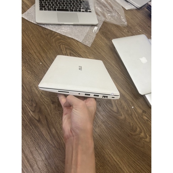 Laptop mini Siêu gọn nhẹ asus PC Trắng 99% 11,6 inch