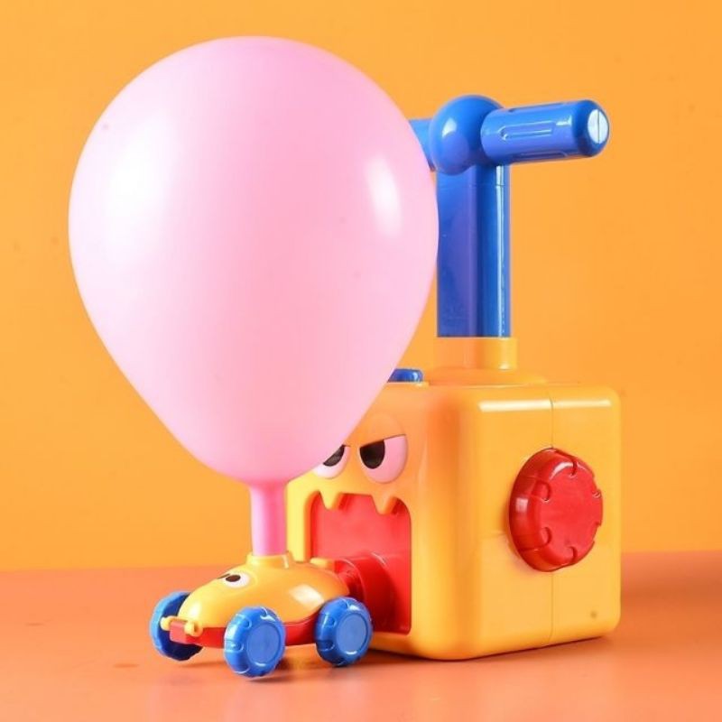 Đồ chơi xe hơi bơm bóng cho bé.