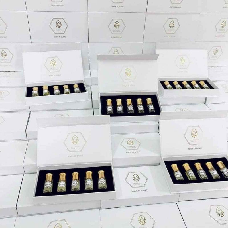 Tinh Dầu Nước Hoa Dubai Royal Set Mini 5 Chai 3ml Thơm Lâu Sang Trọng Quý Phái Đẳng Cấp Xuất Xứ Dubai Chính Hãng