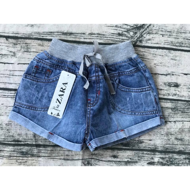 Quần jeans đùi cho bé