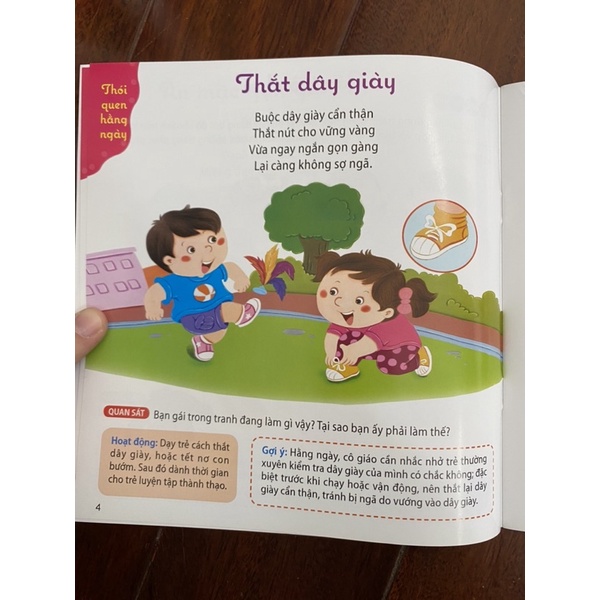 Sách-Con Là Bé Ngoan