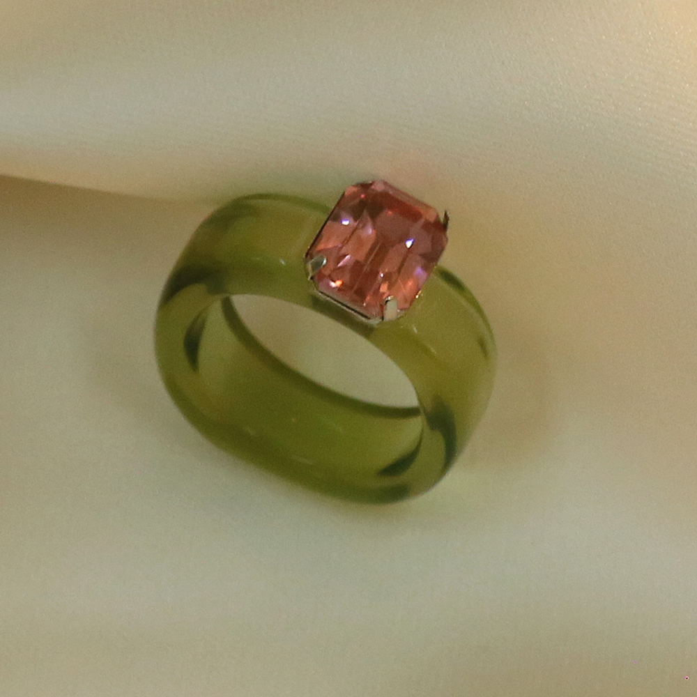 Nhẫn đeo tay resin đính đá phong cách retro cho nữ