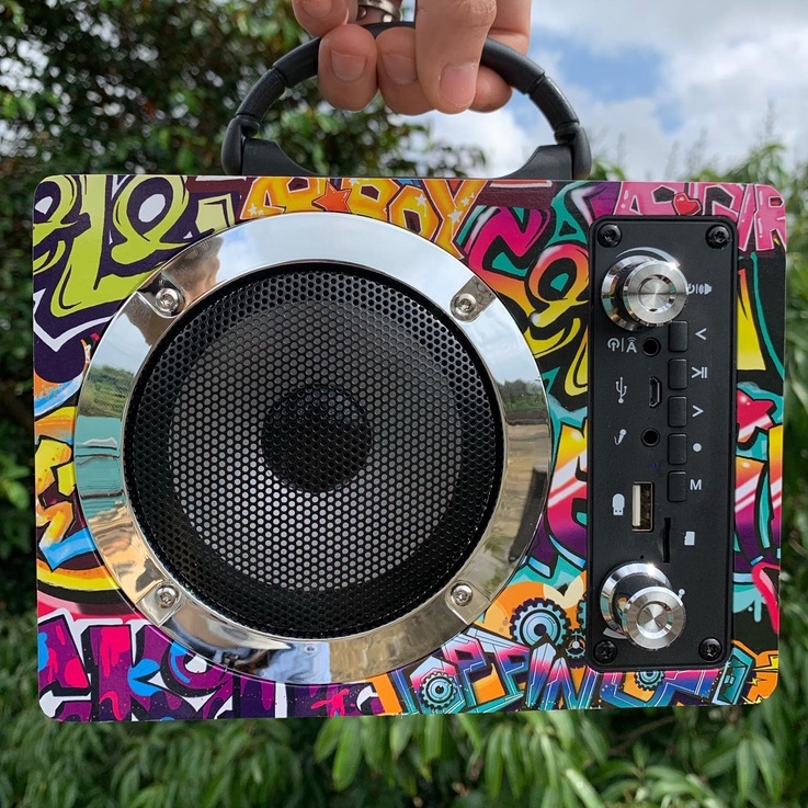 Loa Bluetooth Không Dây F1 Họa Tiết Graffiti Có Thẻ Nhớ SD Di Động Ngoài Trời-Hàng Chính Hãng!