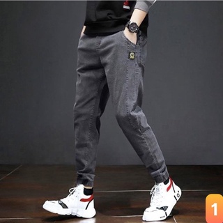 Quần jean nam jogger màu xám đậm trơn không rách gối chất liệu bò jeans cao cấp co dãn 4 chiều đẹp form bo chân LAVADO9