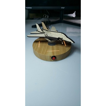 UFO - Mô hình Tomcat phản trọng lực