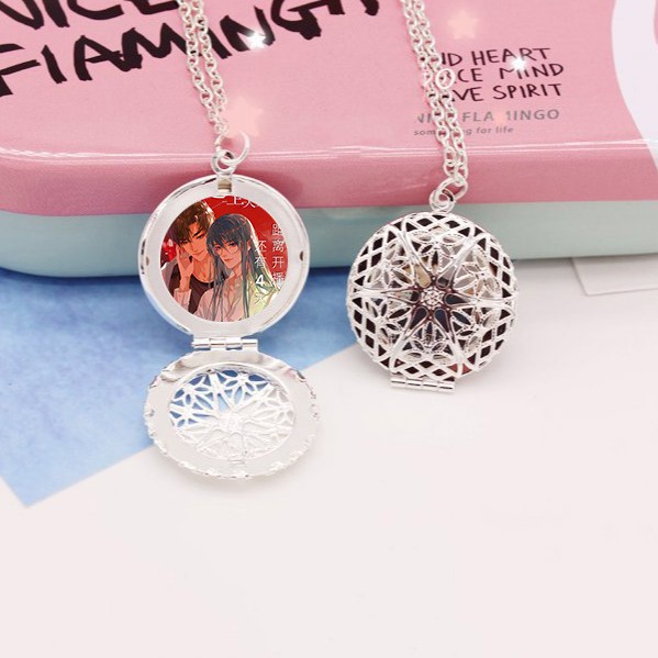 (80k) Vòng cổ IN HÌNH Mối quan hệ không hoàn hảo anime chibi đóng nắp kim loại xinh xắn dễ thương