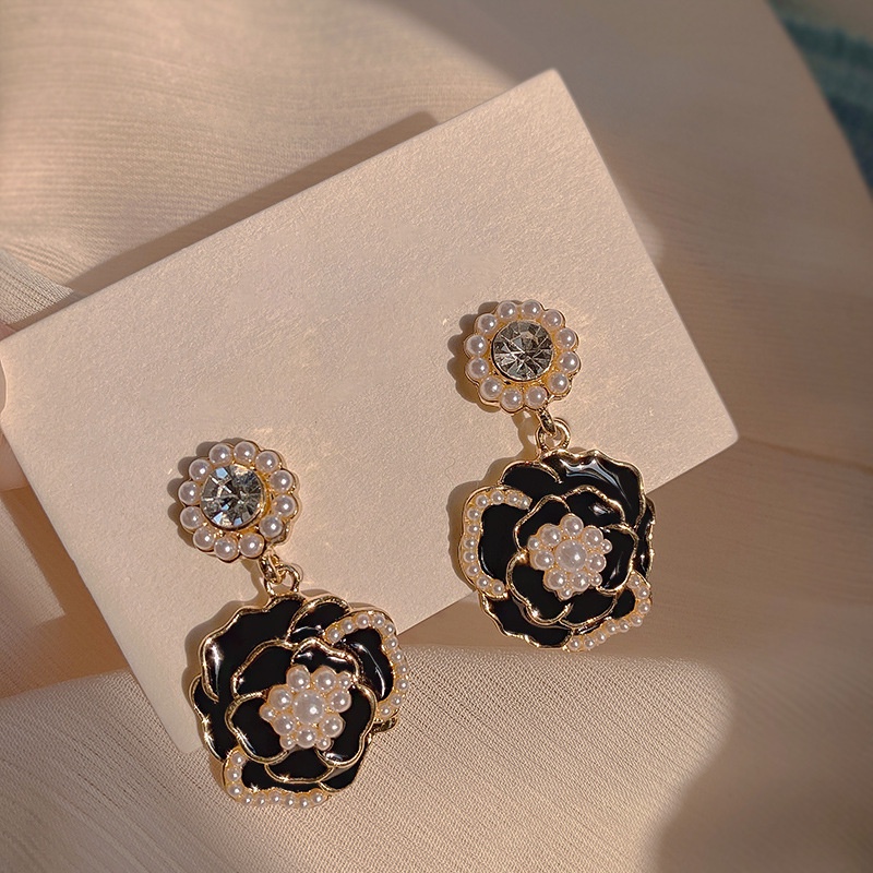 Khuyên Tai Ngọc Trai Hình Hoa Trà Cao Cấp Sang Trọng Thời Trang 2022 Dành Cho Nữ