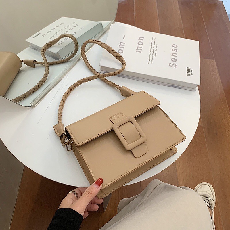 [Sẵn] Túi đeo vai dây xoắn 3 màu đen/trắng/be | BigBuy360 - bigbuy360.vn