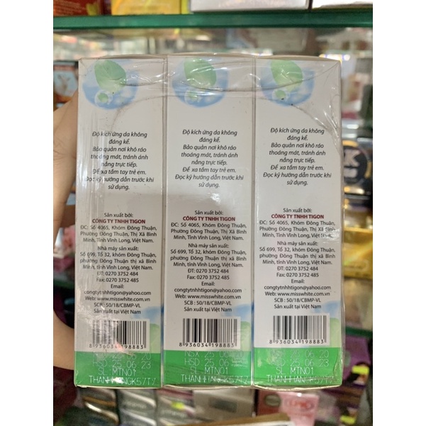 kem sạch mụn Miss white trắng chai 22g