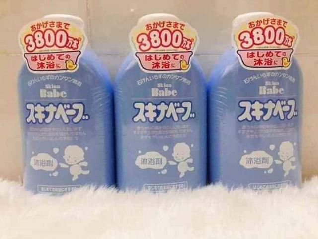 Sữa tắm trị rôm sảy Skina Babe Nhật Bản 500ml