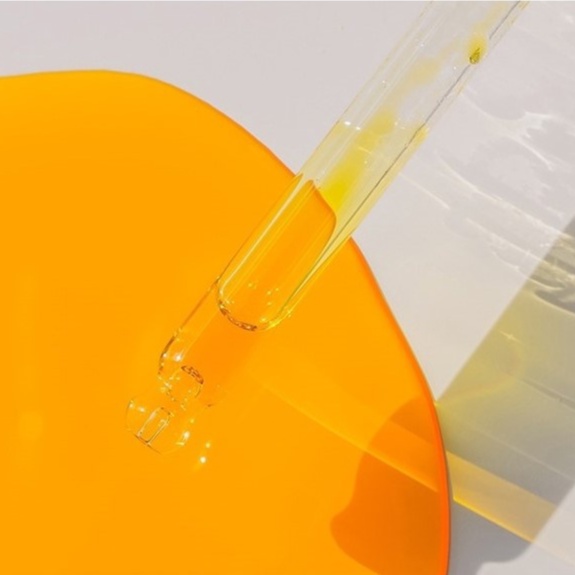 Tinh dầu tầm xuân hữu cơ cung cấp dưỡng chất Aromatica Organic Rosehip Oil 30ml