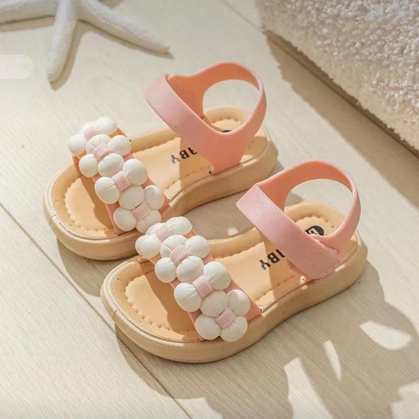Giày nhựa hình hoa dễ thương cho bé gái đáng yêu