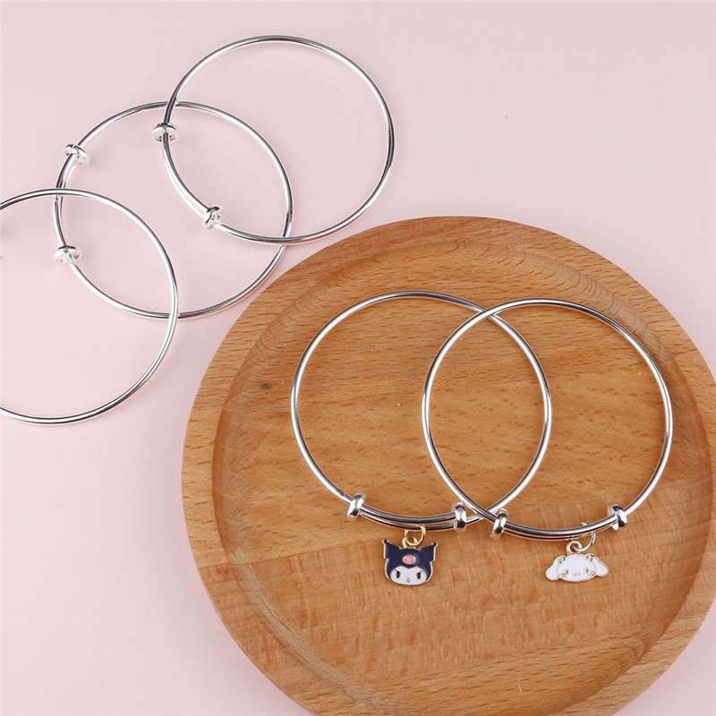 SANRIO Vòng Đeo Tay Gắn Chuông Kiểu Hoạt Hình Cún Cinnamon Melody Kuromi Dễ Thương Dùng Làm Quà Tặng