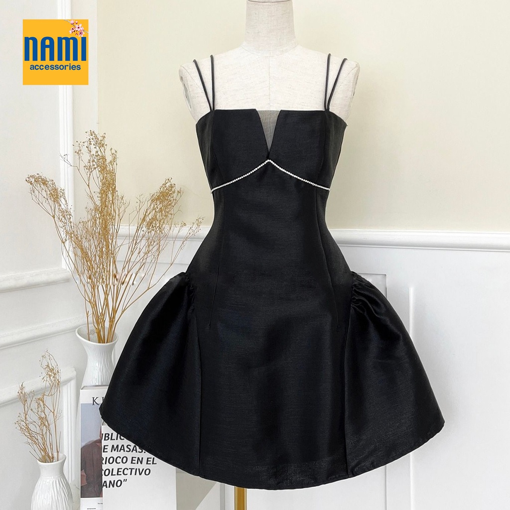 Đầm xoè phồng hai dây dáng A đính đá viền ngực tiệc tùng sang chảnh quyến rũ - ATNU042